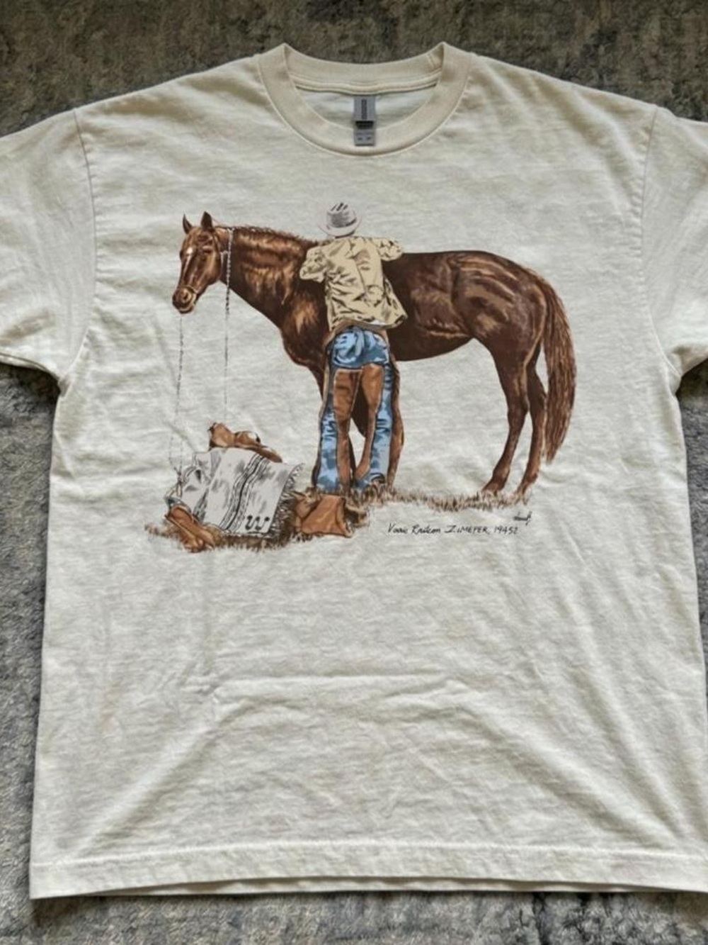 Gildan Cream Graphic Tee with Brown Horse and Cowboy Art